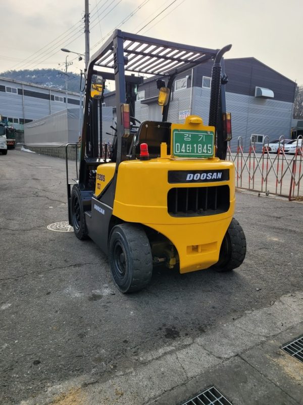 Doosan D20S-3 used forklift