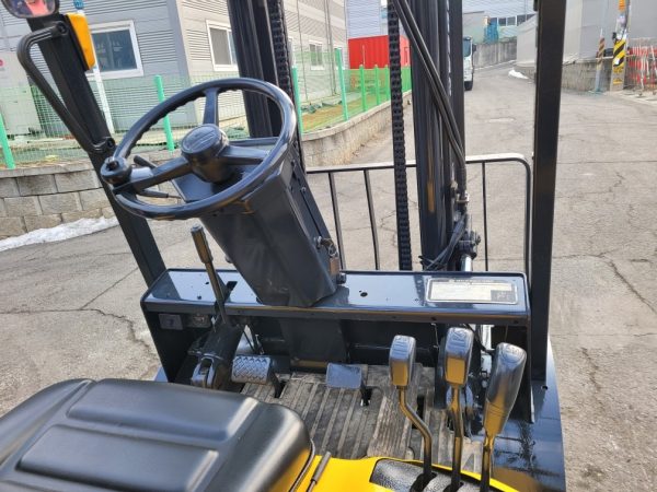 Doosan D20S-3 used forklift