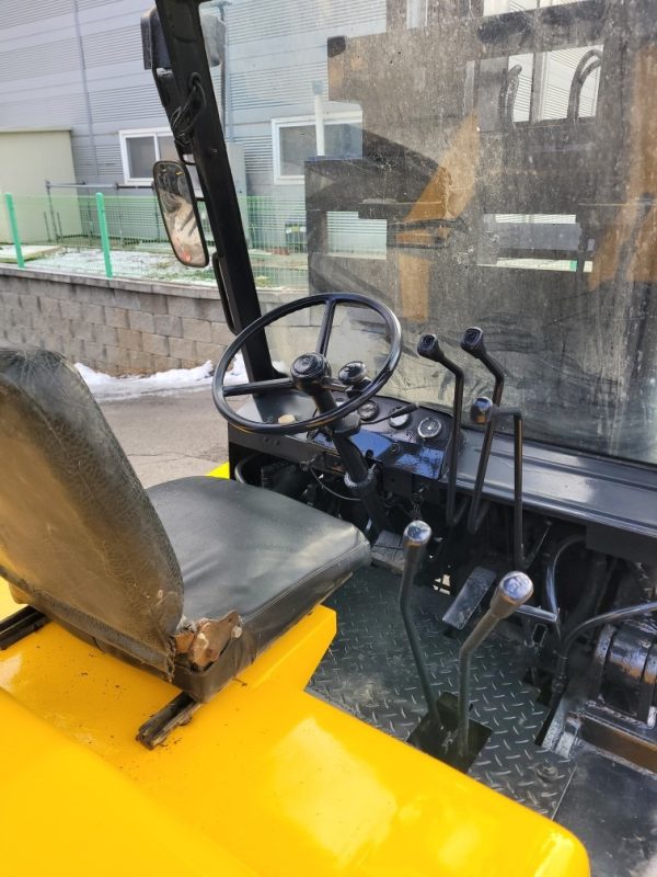 Doosan FD4-ton hinged forklift - Image 3