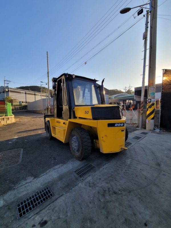 Doosan LD 5-ton used forklift - Image 3