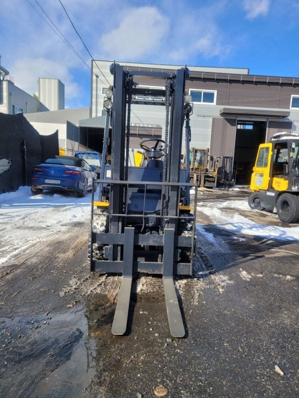 Hyundai HDF 2.5 ton used forklift