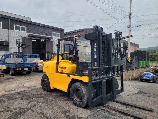 Hyundai HDF 5-ton used forklift