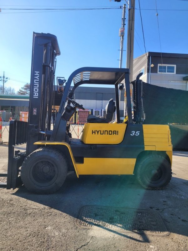Hyundai HR3.5 ton used forklift - Image 6