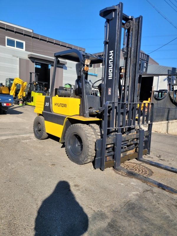 Hyundai HR3.5 ton used forklift - Image 7