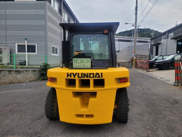 Hyundai HR7.5 ton used forklift - Image 10