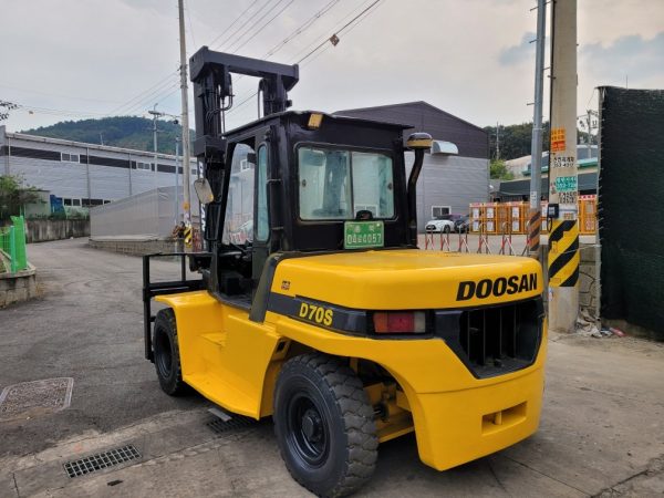 Model Doosan D70S Forklift - Image 6