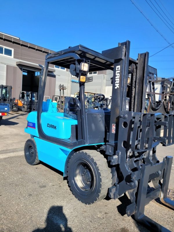 Samsung FX 3-ton hinged used forklift